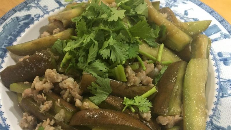 Cà tím xào thịt bằm thơm ngon