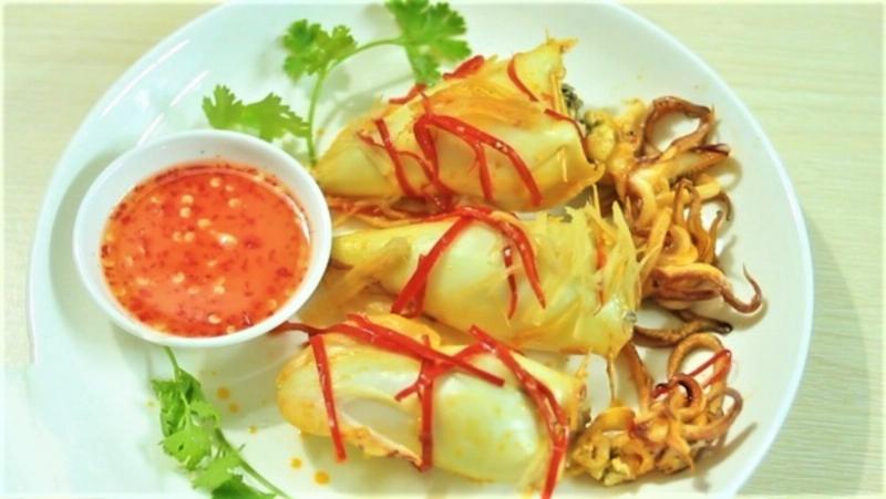 Mực nhồi thịt hấp dẫn