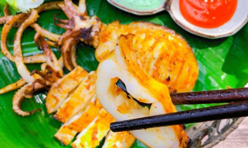 Mực nướng sa tế cay nồng