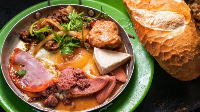 Bánh mì chảo Sài Gòn