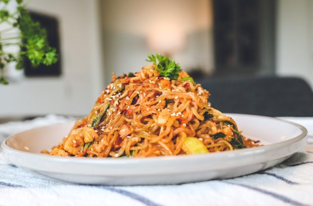 Phở xào bò mềm thơm